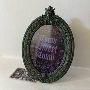 Disney Haunted Mansion Tomb Sweet Tomb Oval Photo Frame 5x7 Black Green
